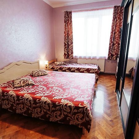 Centreville Apartments Ivano-Frankivsk Eksteriør billede