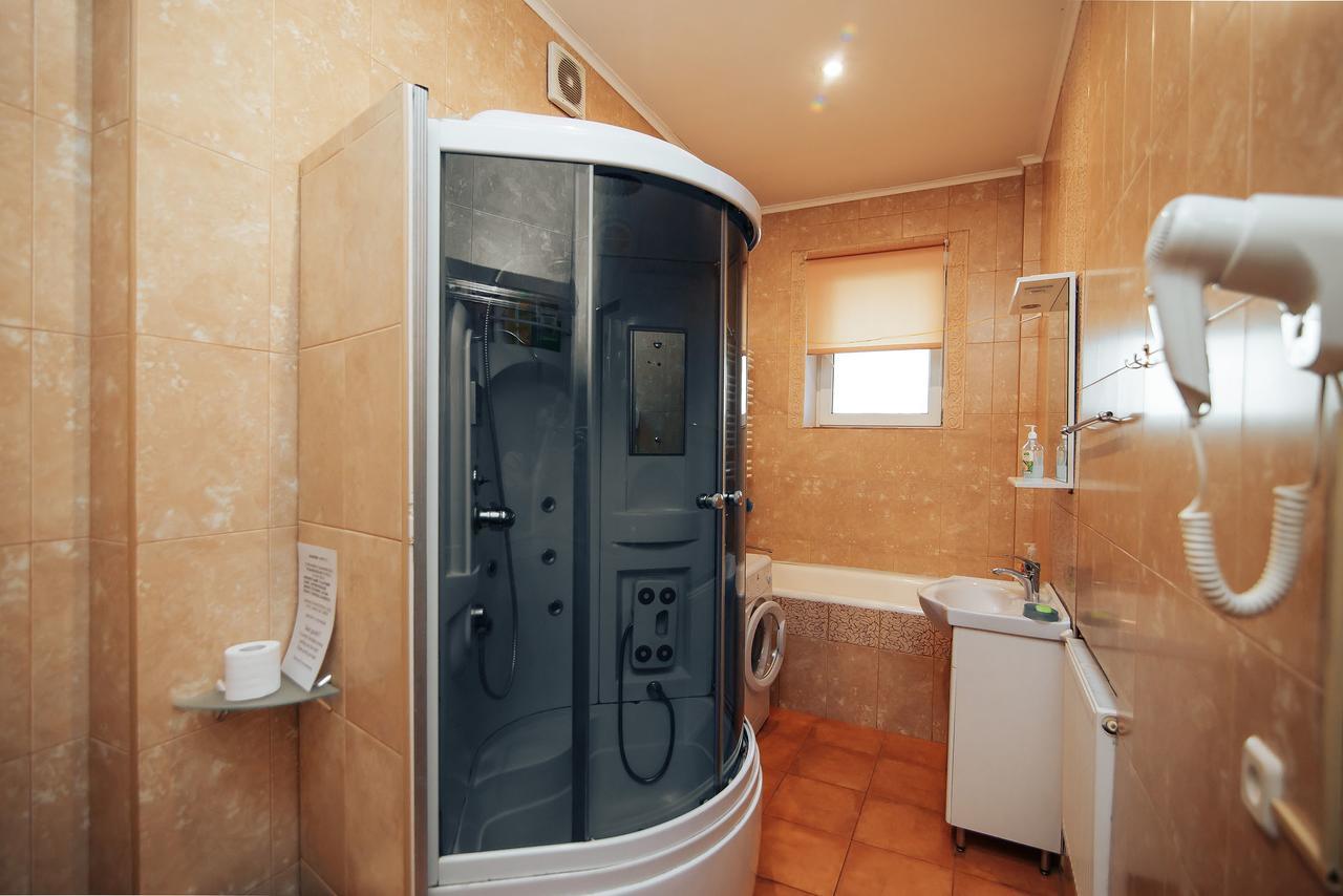 Centreville Apartments Ivano-Frankivsk Eksteriør billede