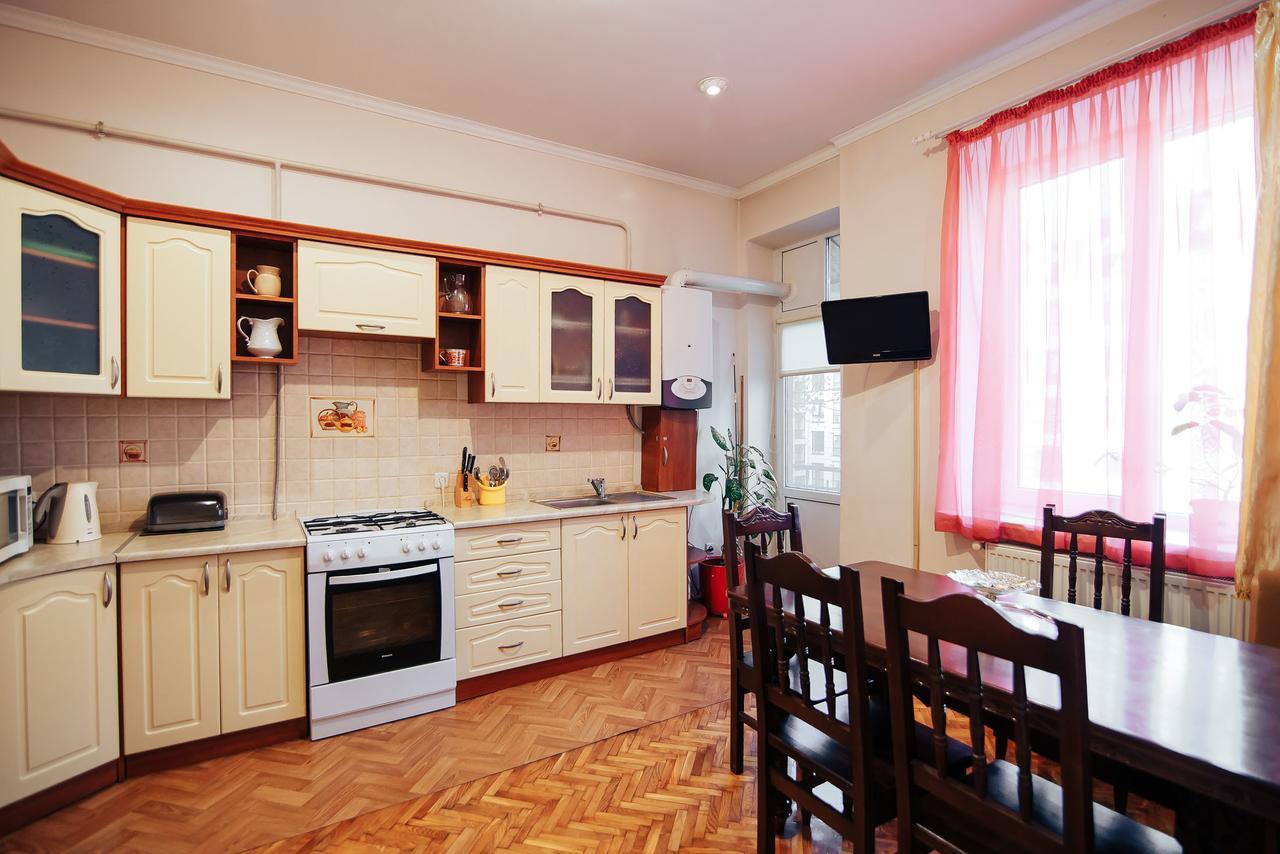 Centreville Apartments Ivano-Frankivsk Eksteriør billede